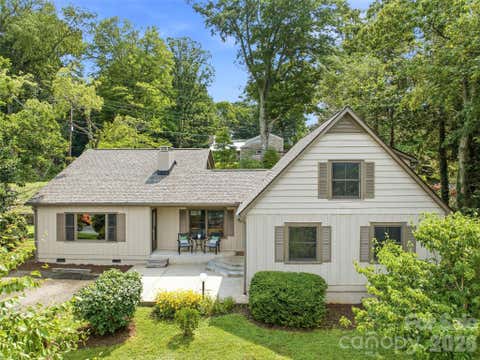 Photo of 279 Longview Drive, Waynesville, NC 28786 (MLS # 4409921)