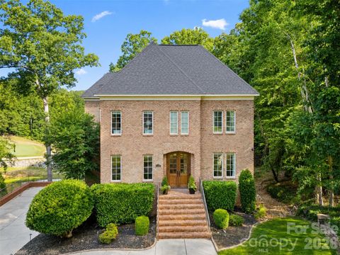 Photo of 208 Tinkham Trail, Cramerton, NC 28032 (MLS # 4385759)