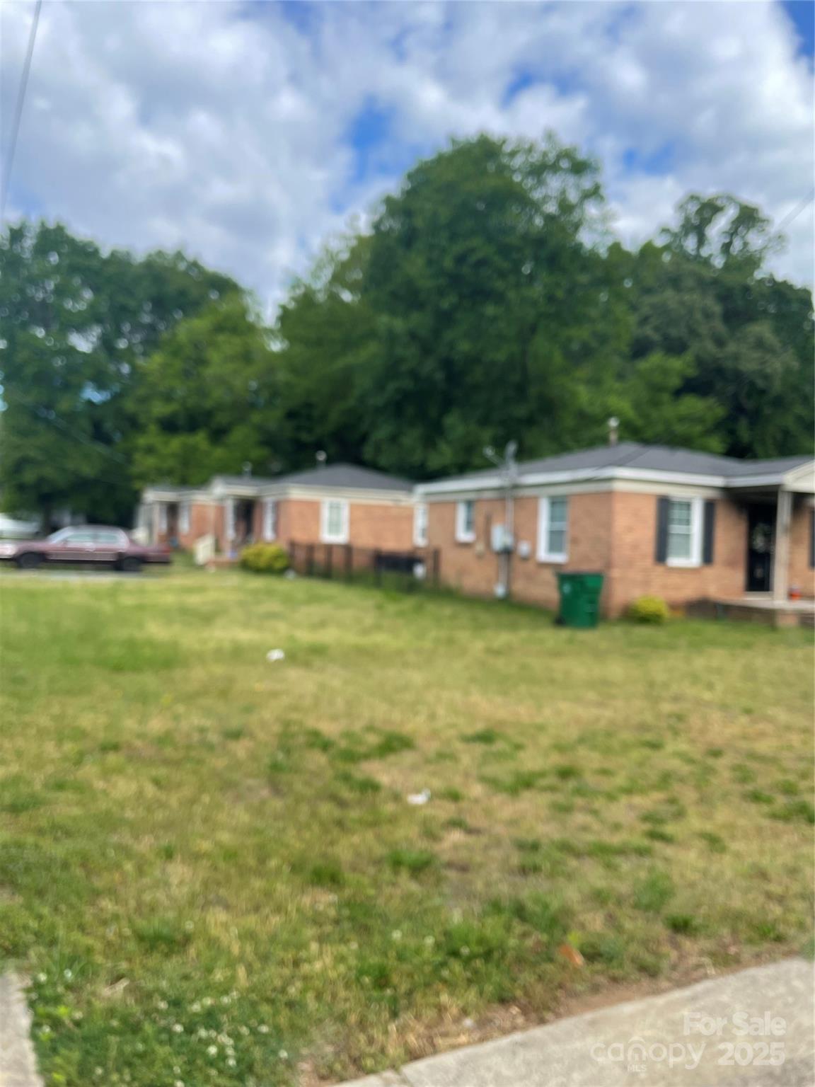 1902 Catherine Simmons Avenue 30