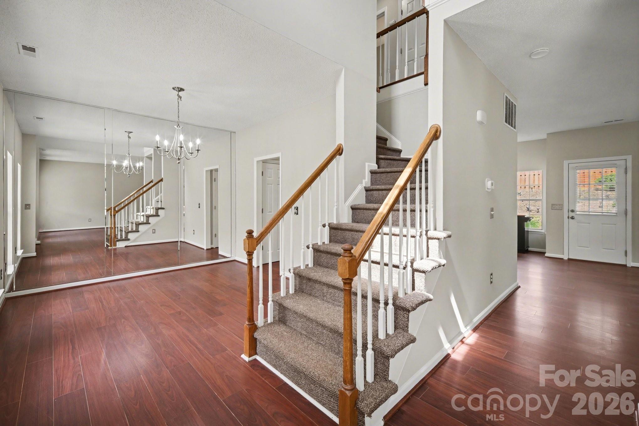 1921 Stonewyck Avenue