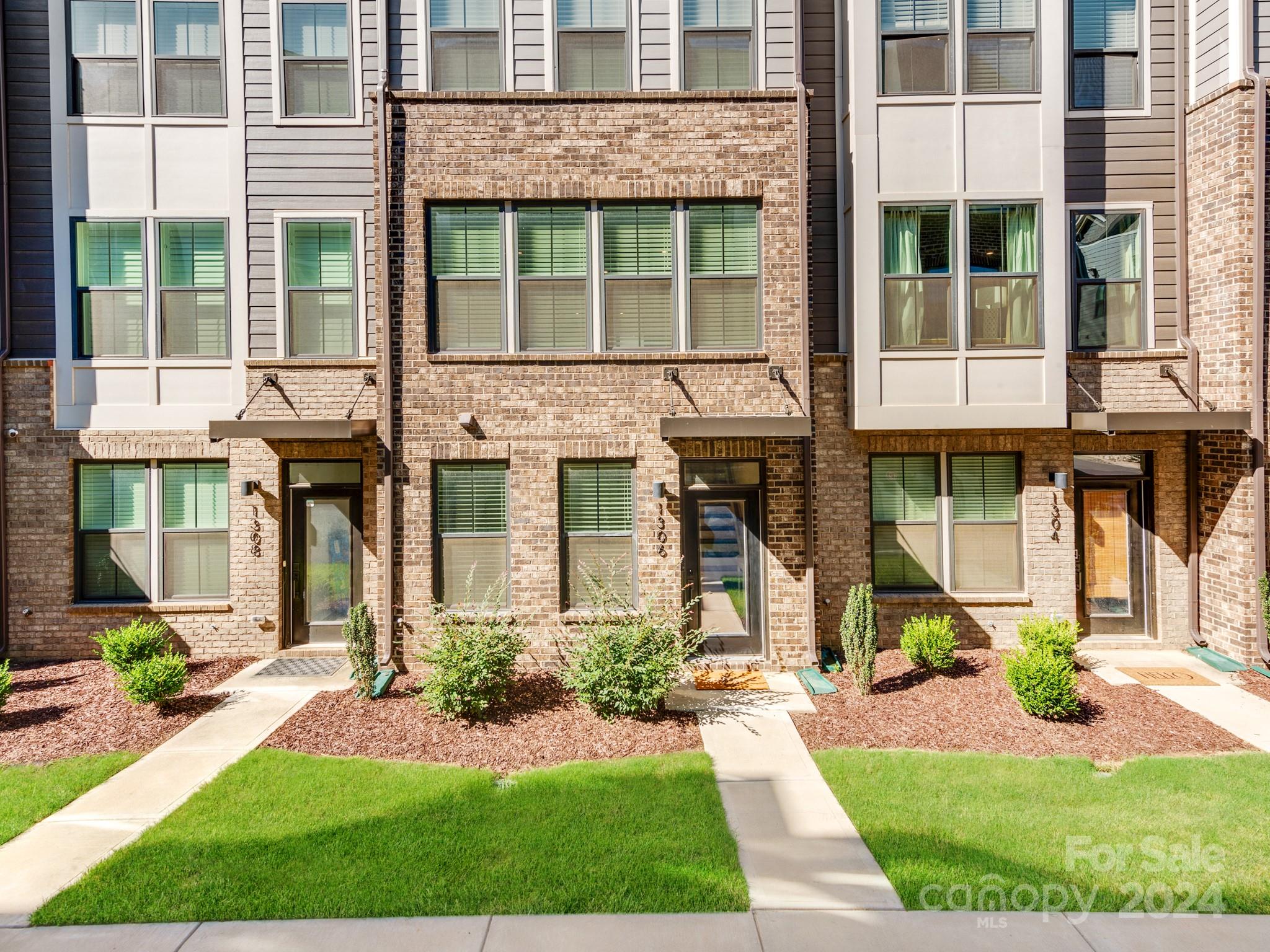 South Tryon Townhomes - Residential