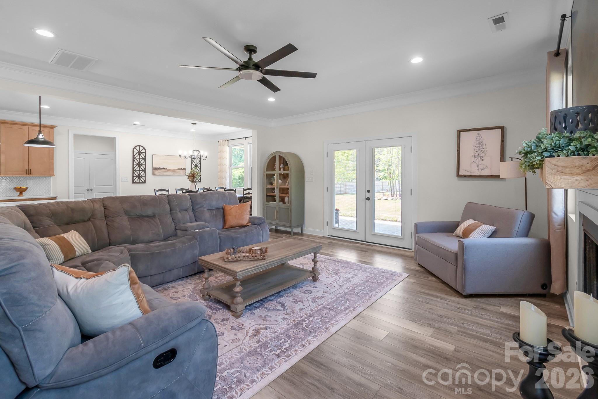 Lathans Pond - Residential