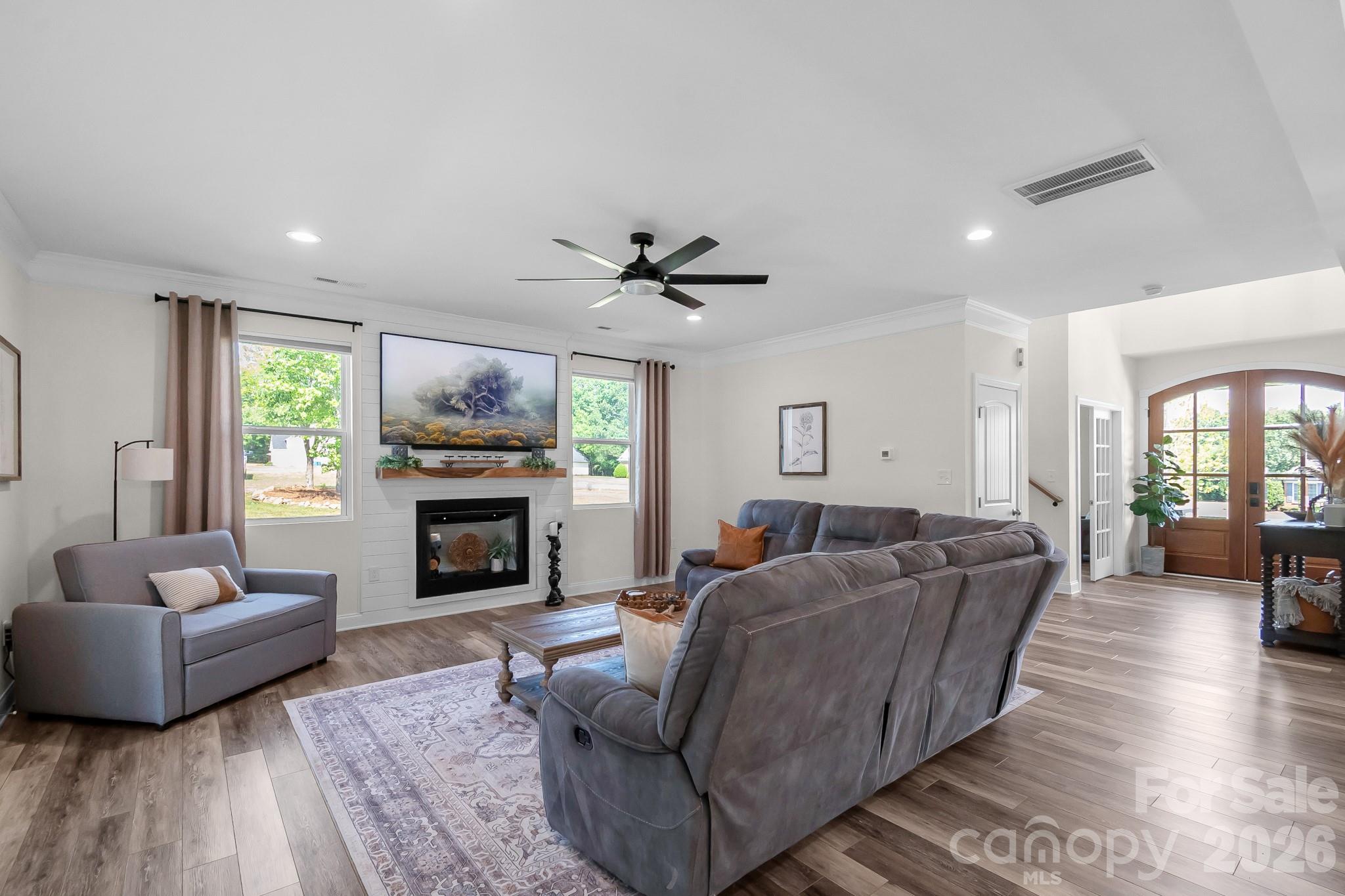 Lathans Pond - Residential