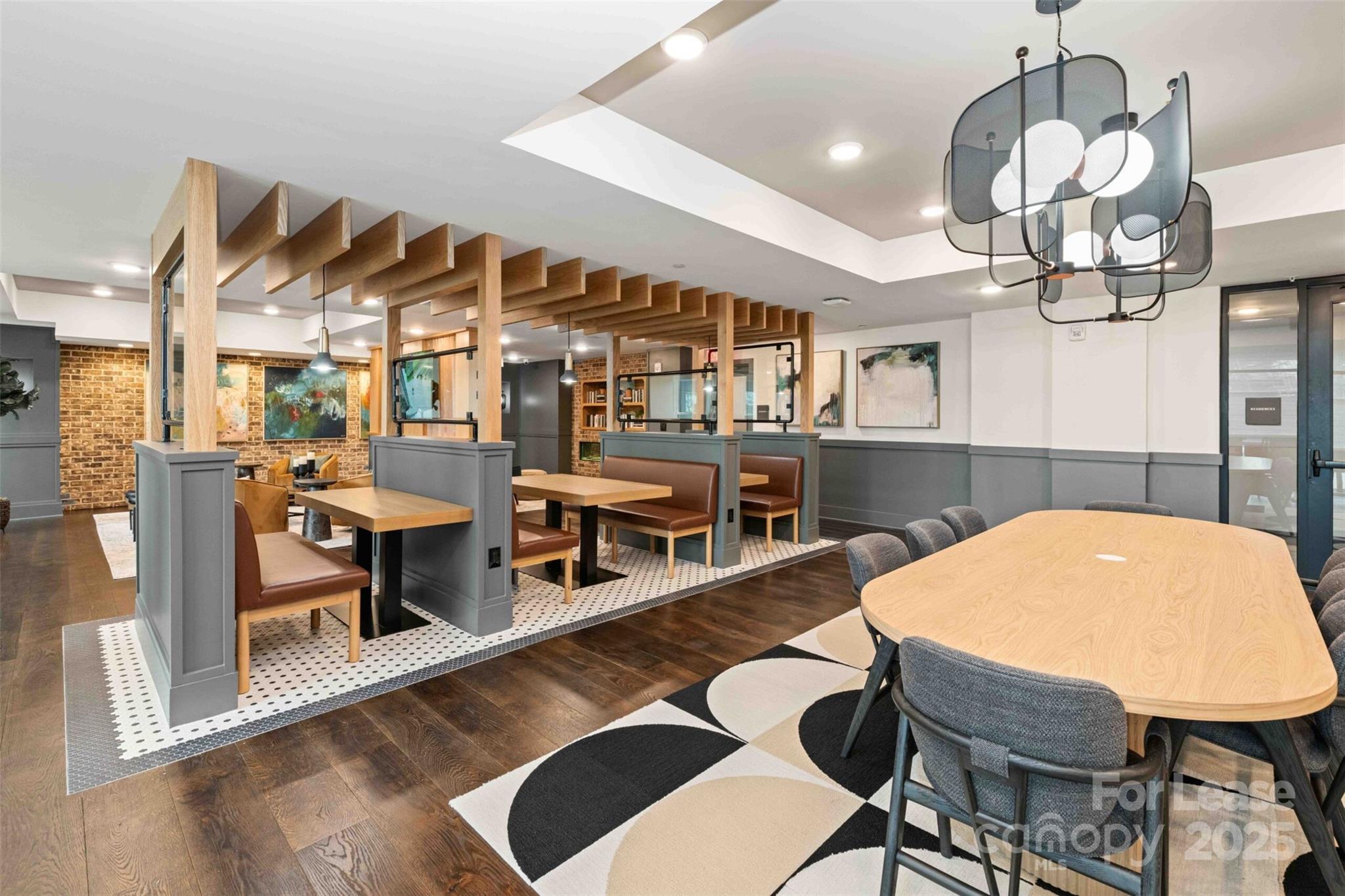 Charlotte, North Carolina 28209, United States, 1 Bedroom Bedrooms, ,1 BathroomBathrooms,Residential,Active,5385