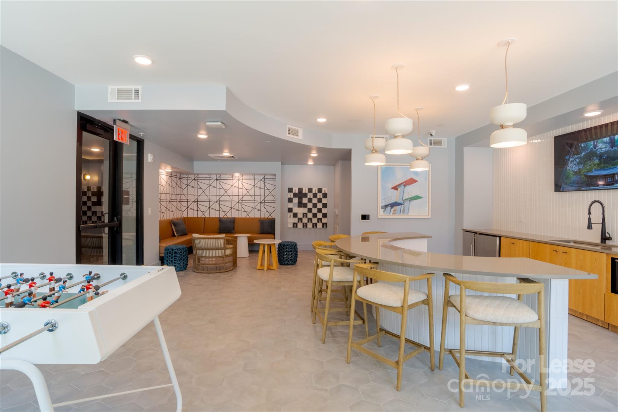 Charlotte, North Carolina 28209, United States, 1 Bedroom Bedrooms, ,1 BathroomBathrooms,Residential,Active,5385