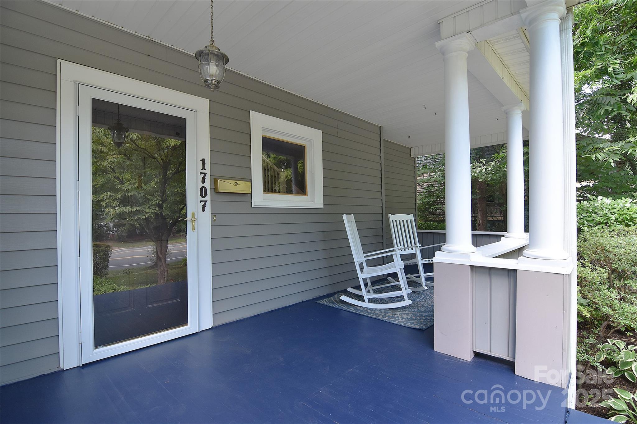 1707 N Main Street