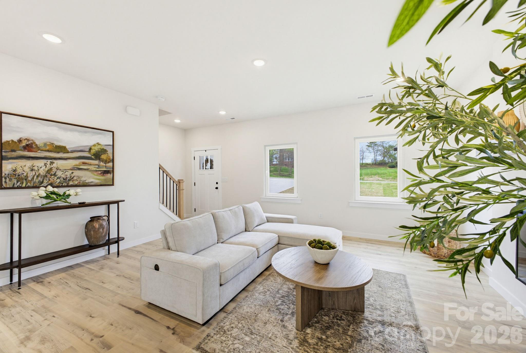 1928 46th Avenue Drive NE