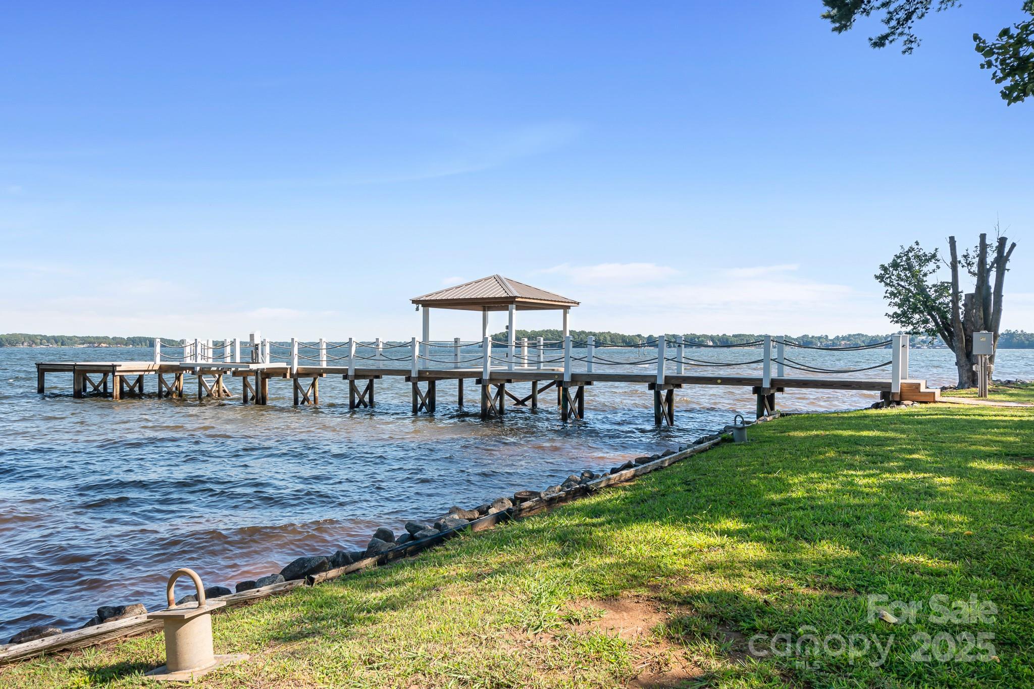 8293 Luckey Point Road