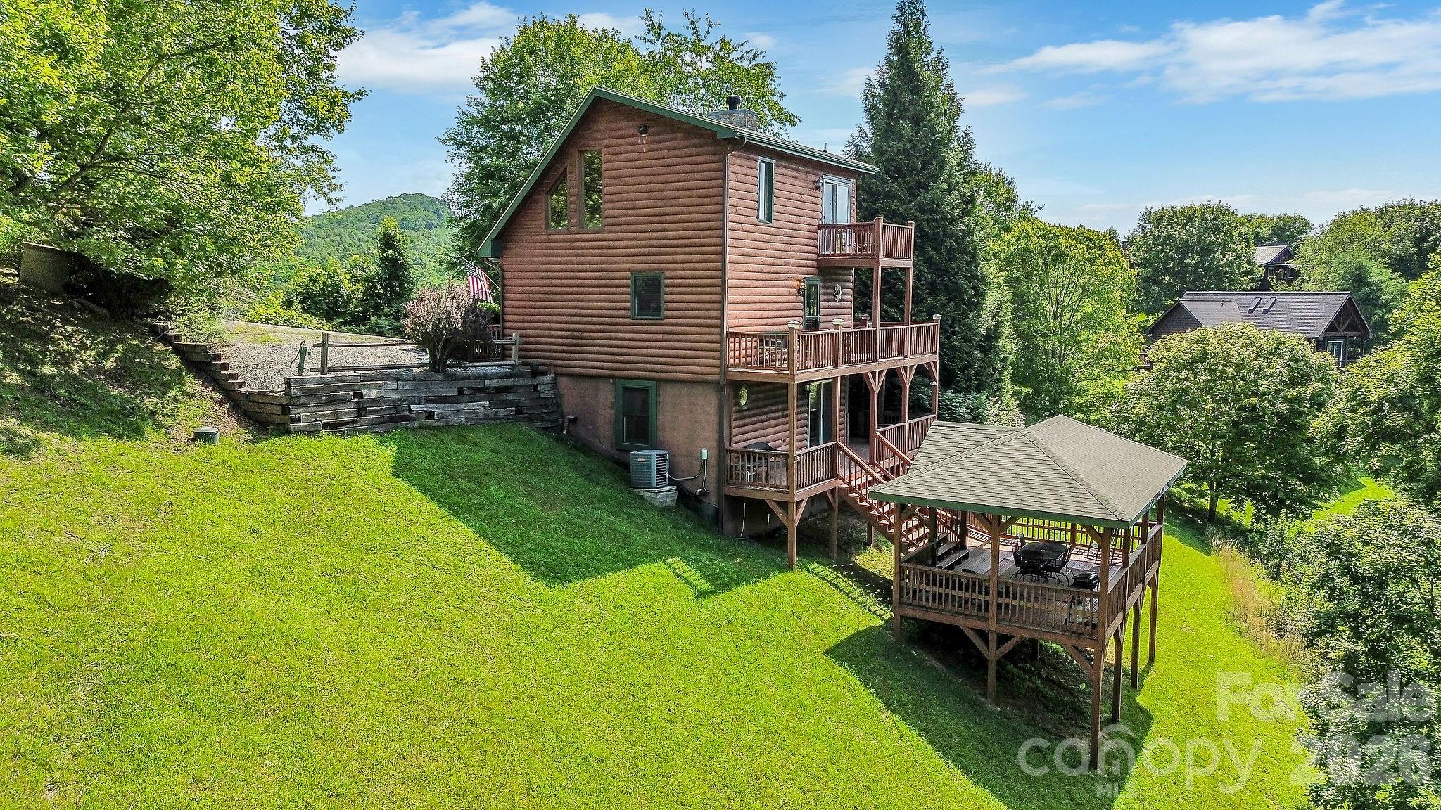 Deerwood Park - Residential