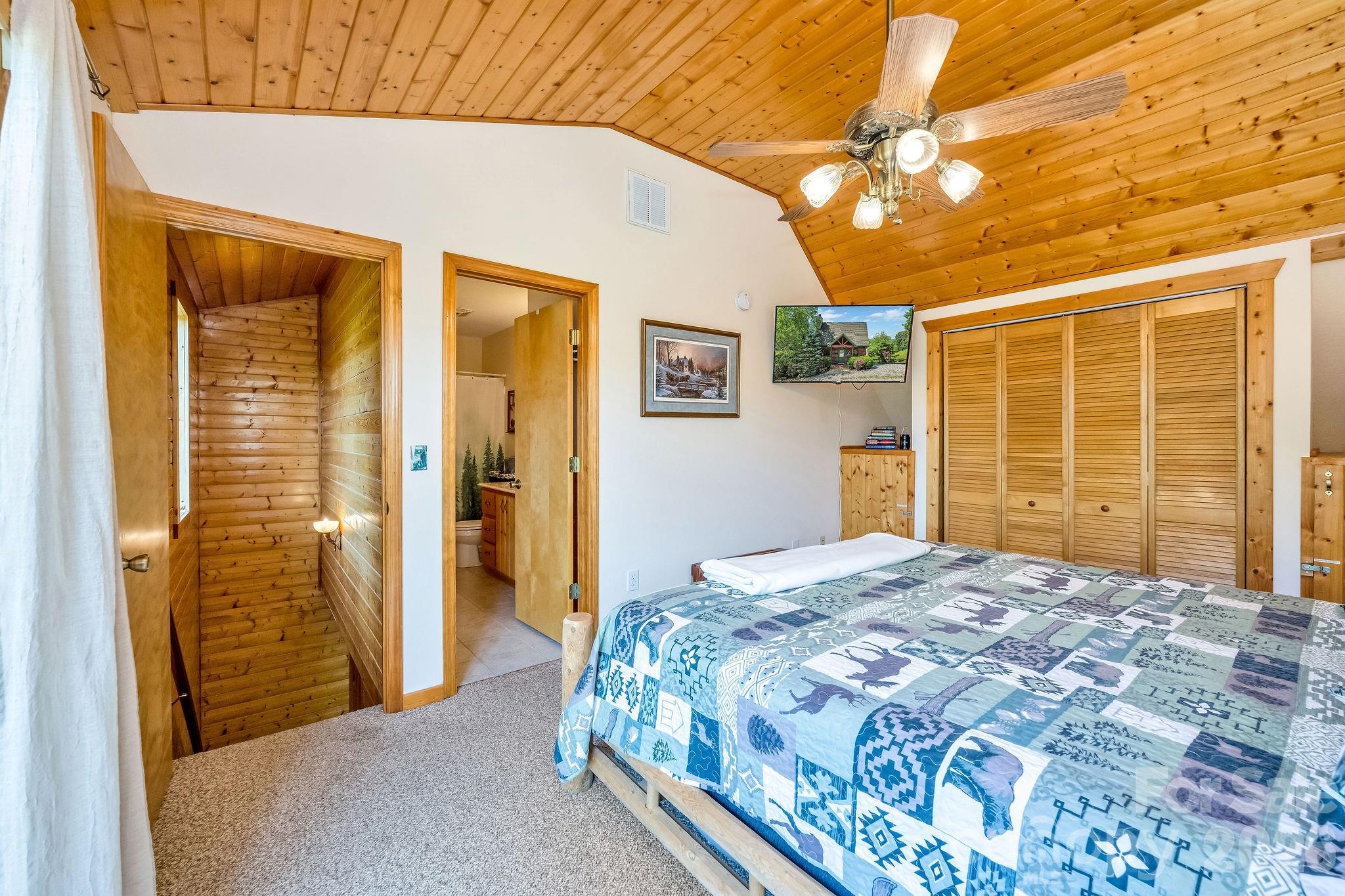 Deerwood Park - Residential