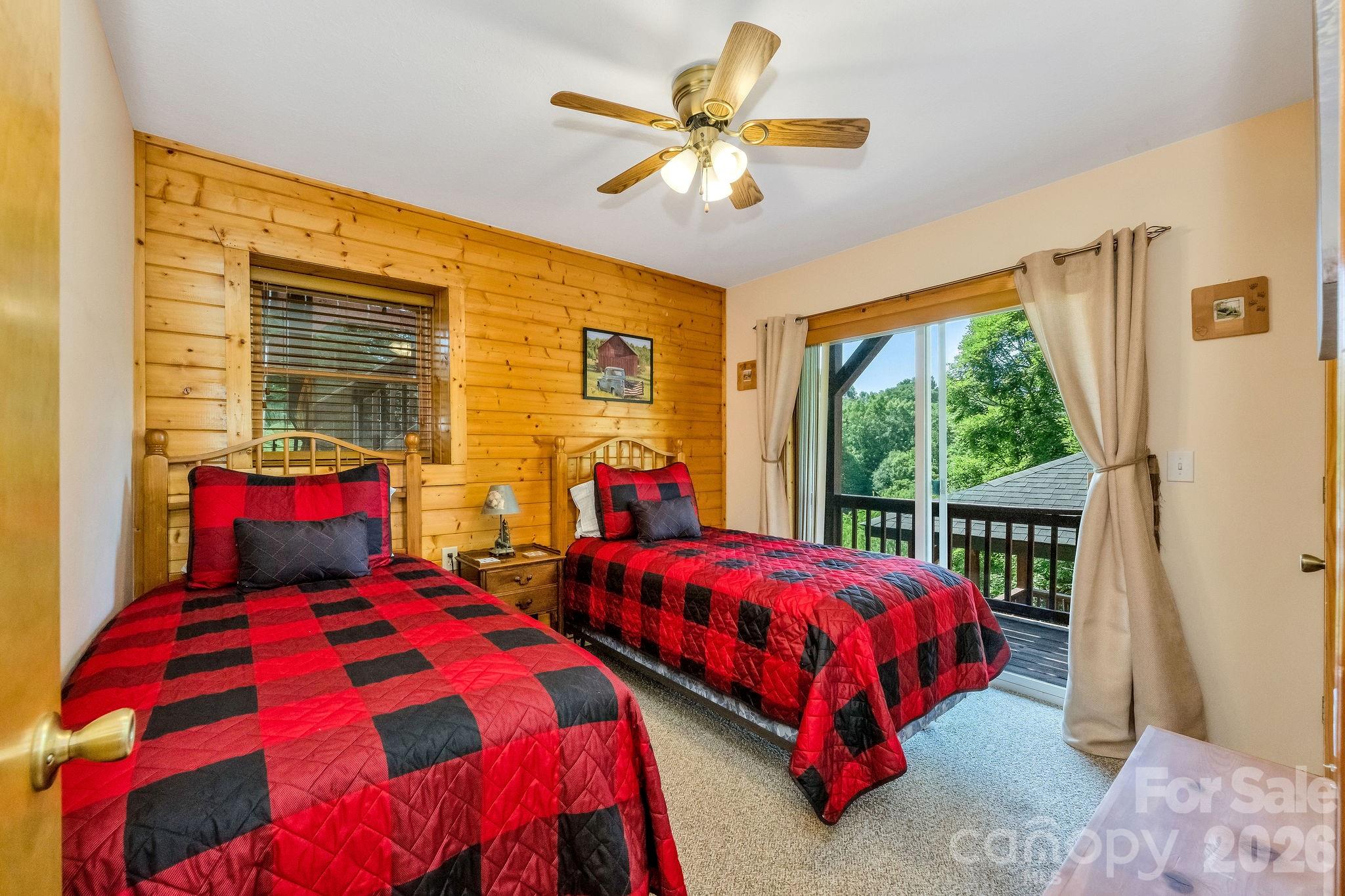 Deerwood Park - Residential