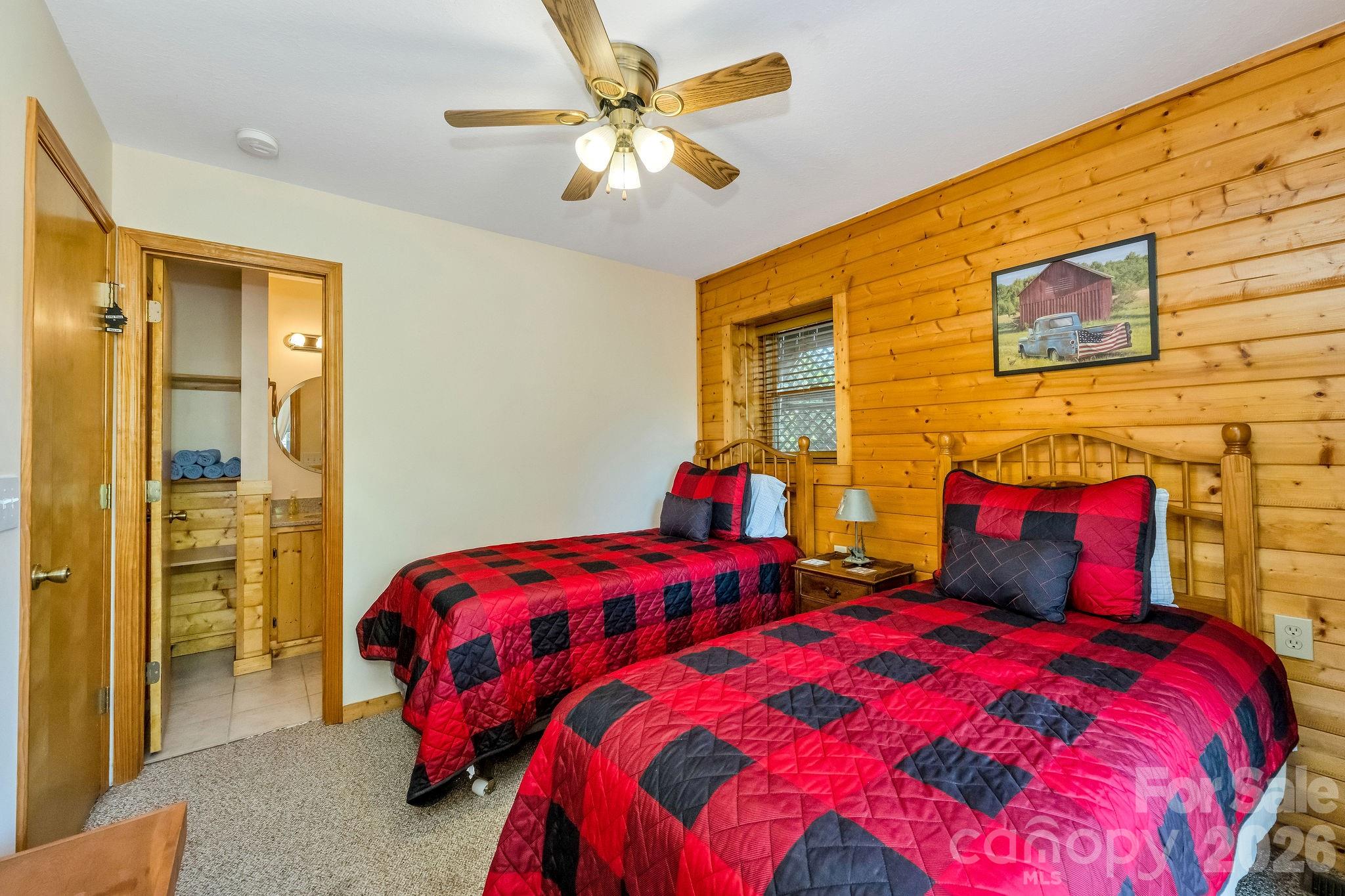 Deerwood Park - Residential