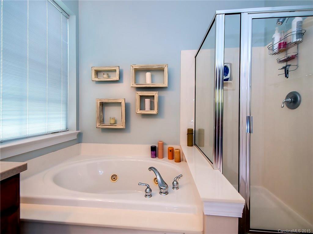 Macaulay - Residential Lease