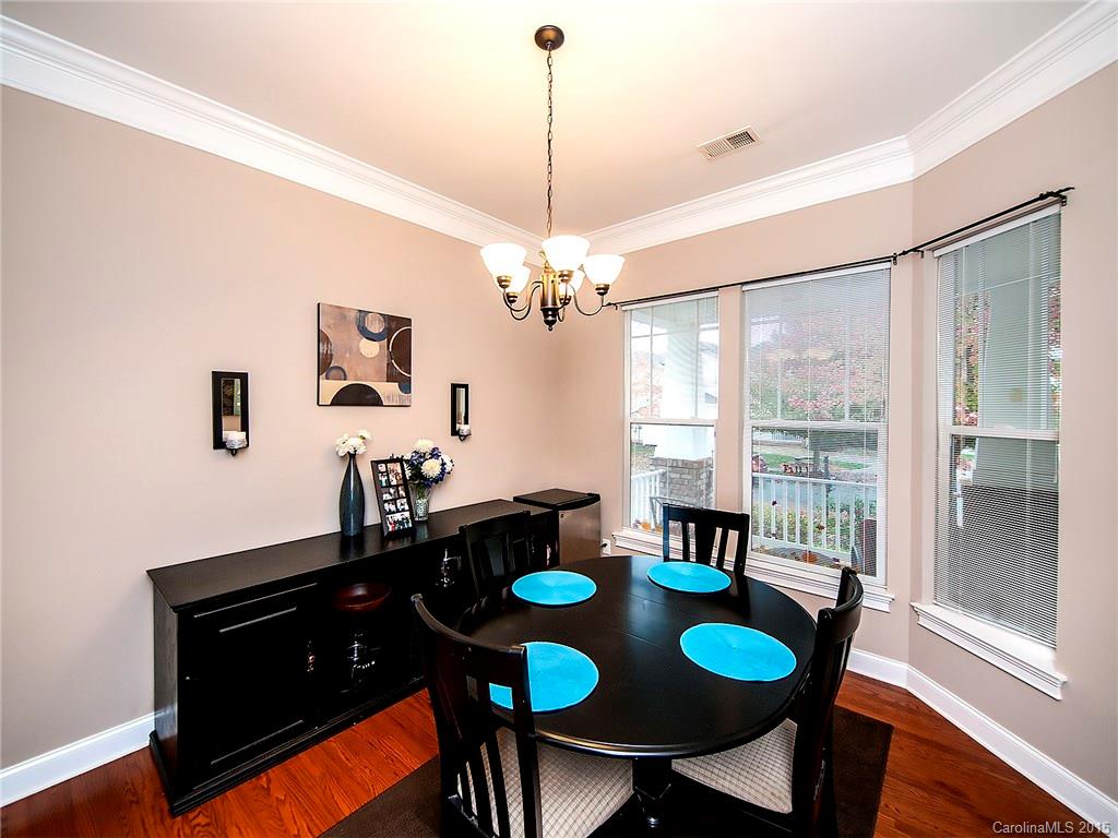 Macaulay - Residential Lease