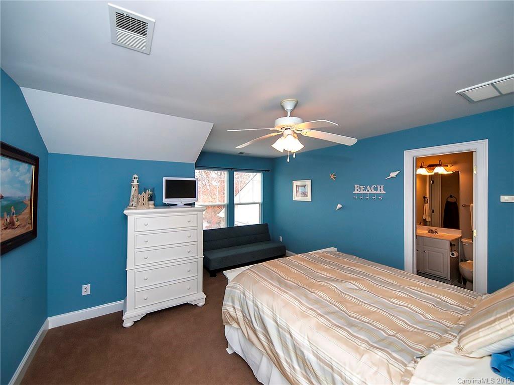 Macaulay - Residential Lease