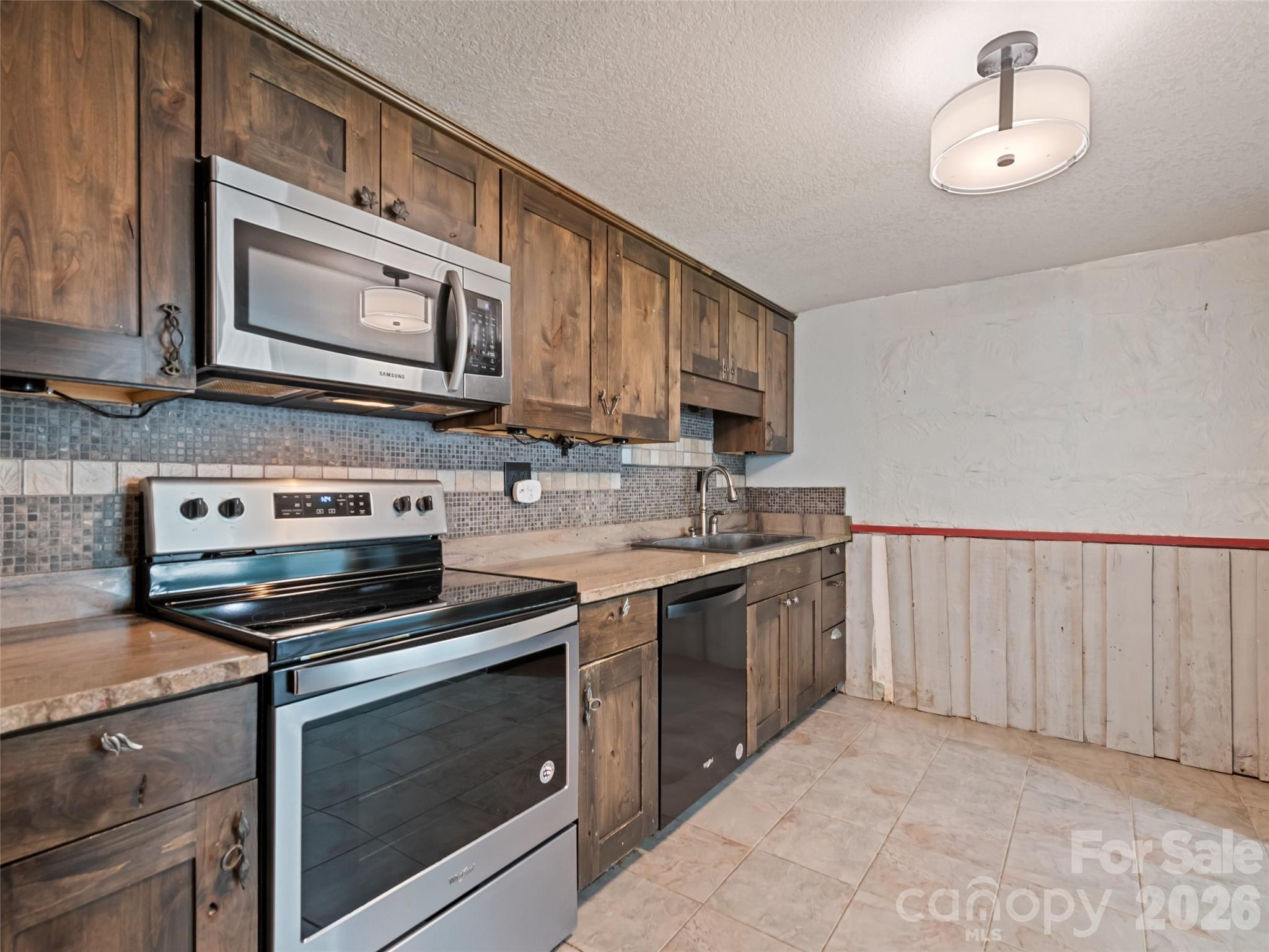 Hidden Valley - Residential