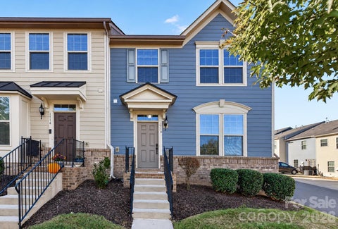 Photo of 1710 Evergreen Drive, Charlotte, NC 28208 (MLS # 4433054)