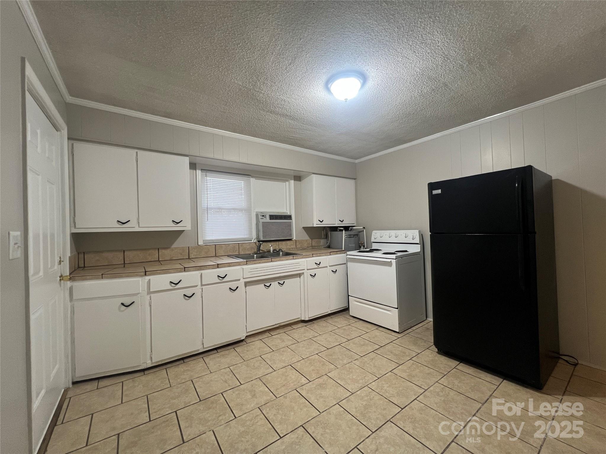 4816 S New Hope Road B