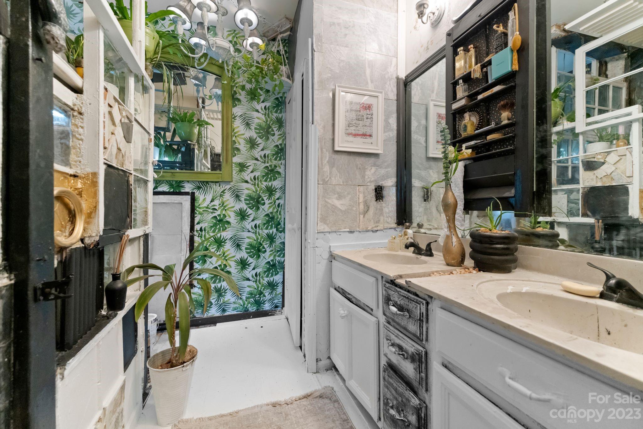 The Arts District - Residential