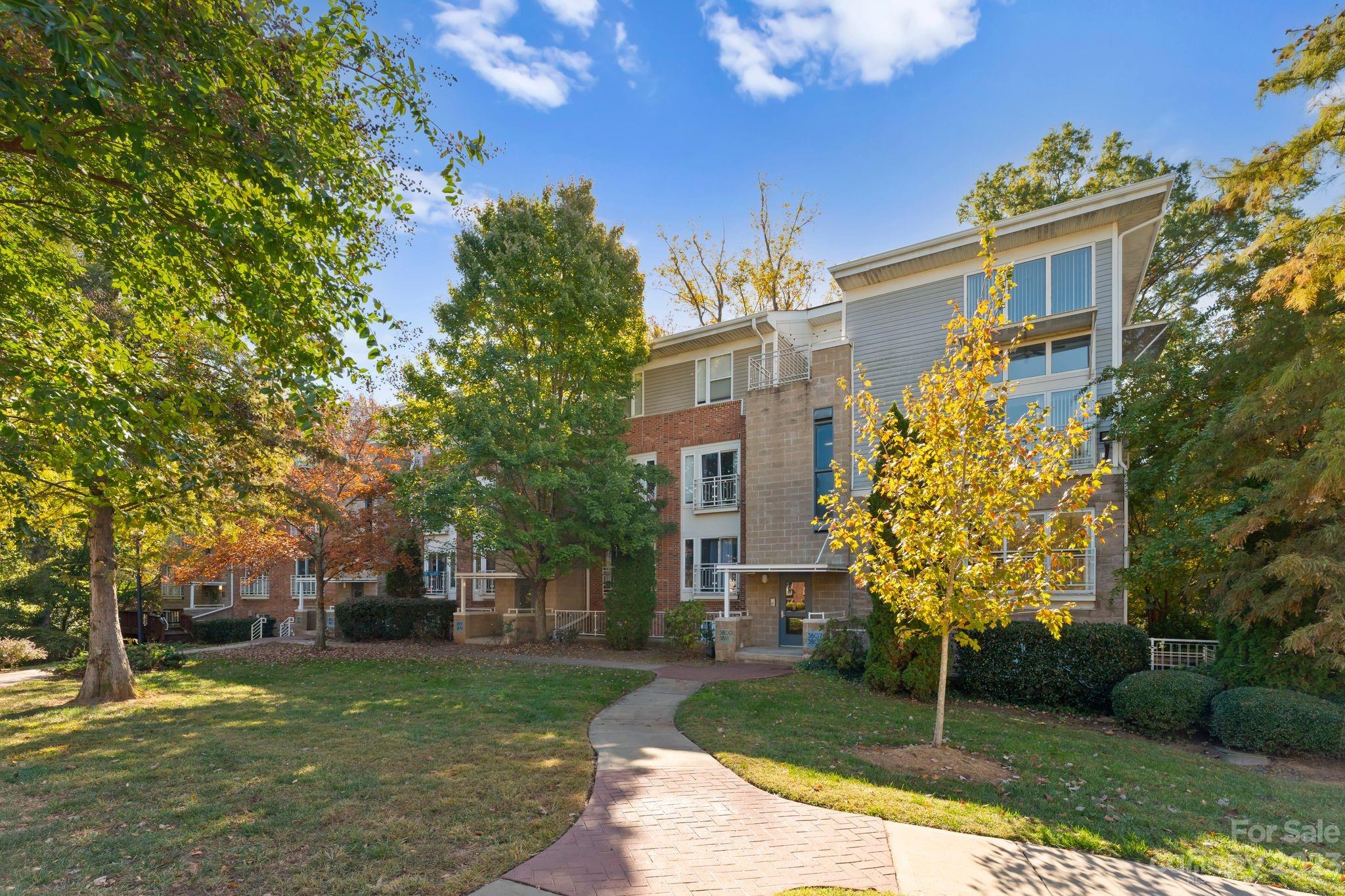 The Arts District - Residential