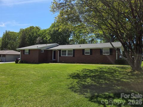 7222 Melody Lane Charlotte NC 28214