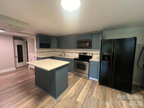 Photo of 1117 Mineral Springs Road, Charlotte, NC 28262 (MLS # 4362671)