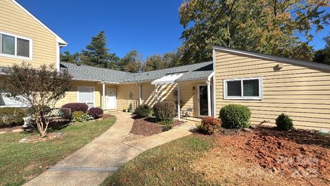 941 Sardis Cove Drive Charlotte NC 28270