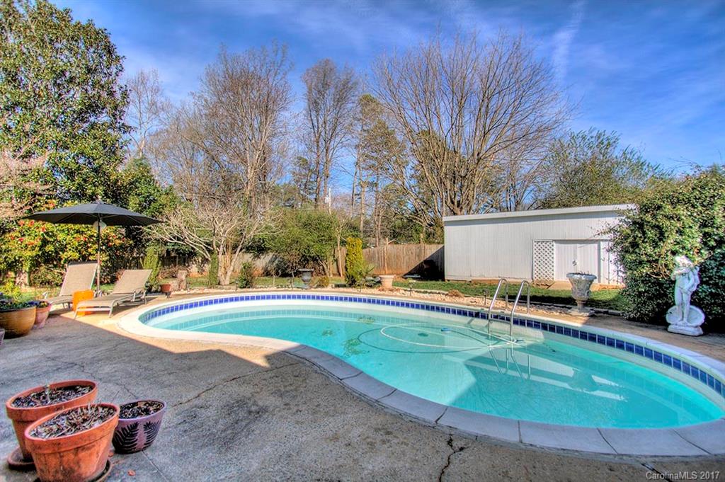 Lansdowne - Residential