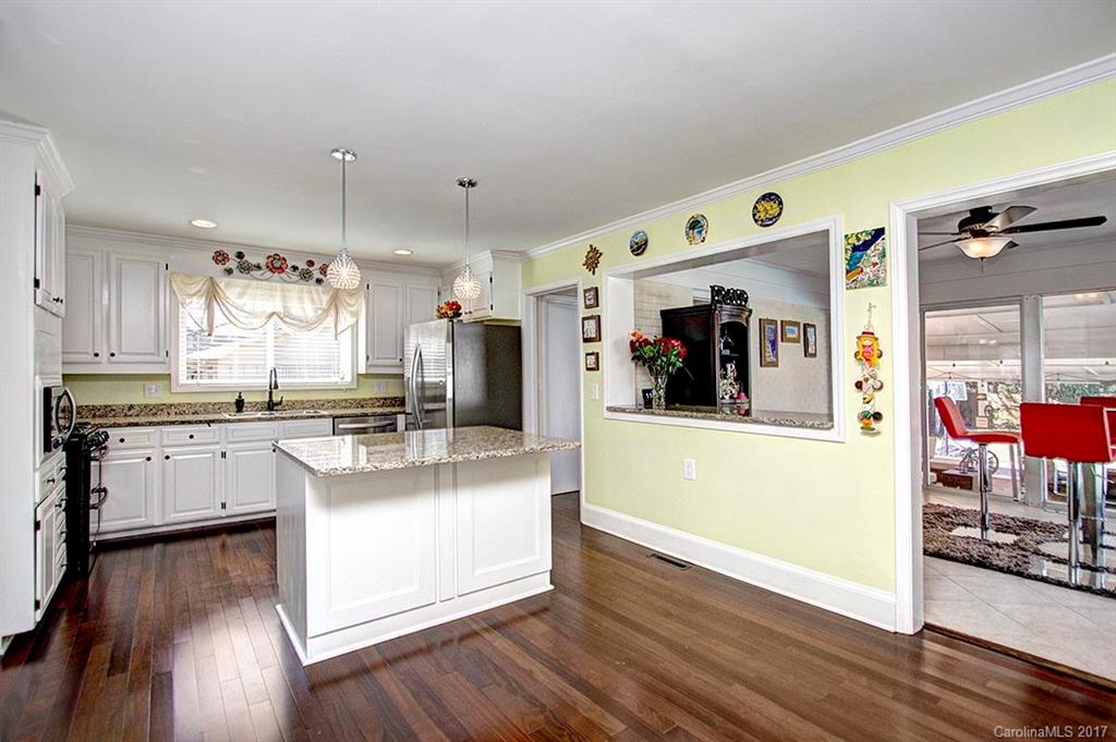 Lansdowne - Residential