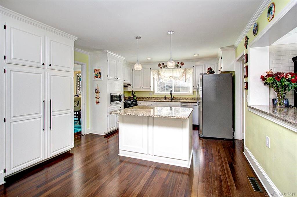 Lansdowne - Residential