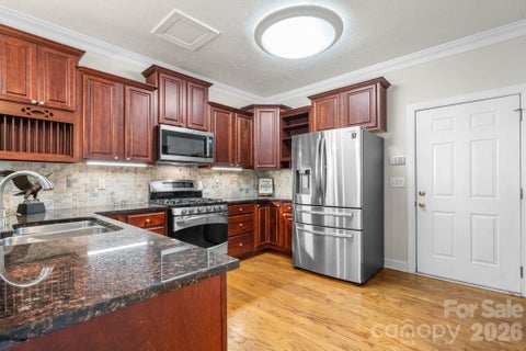 Photo of 4746 Braxton Gate Lane #8, Hickory, NC 28602 (MLS # 4427319)