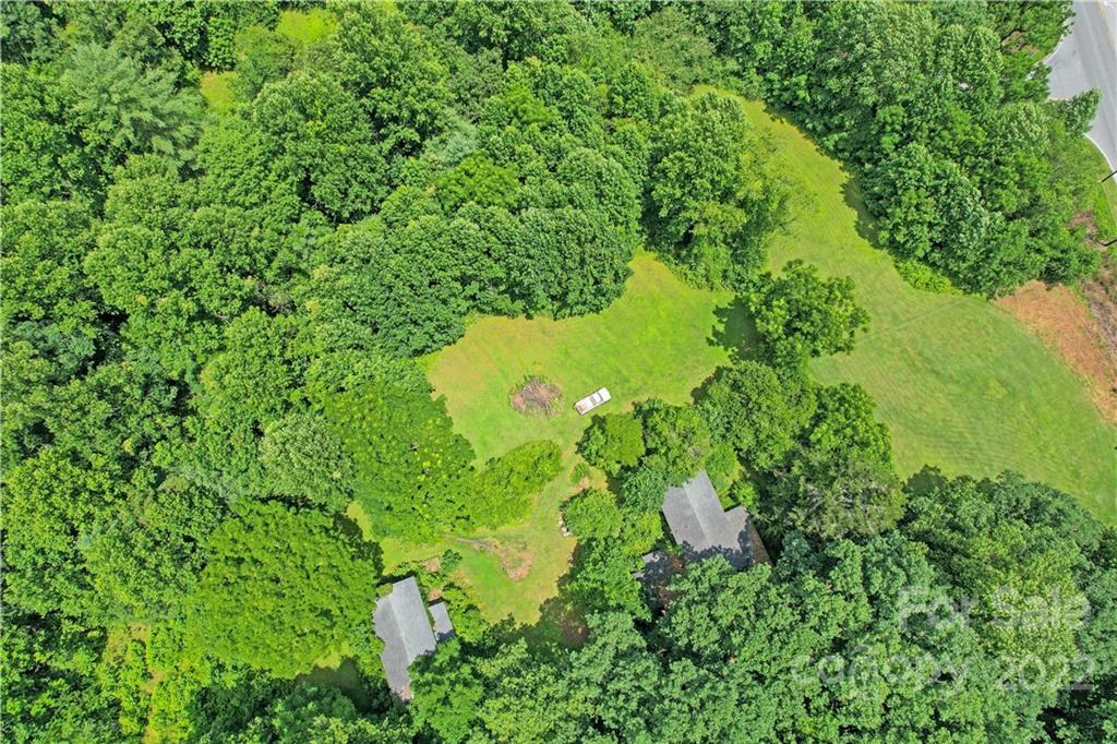 746 Rosman Highway