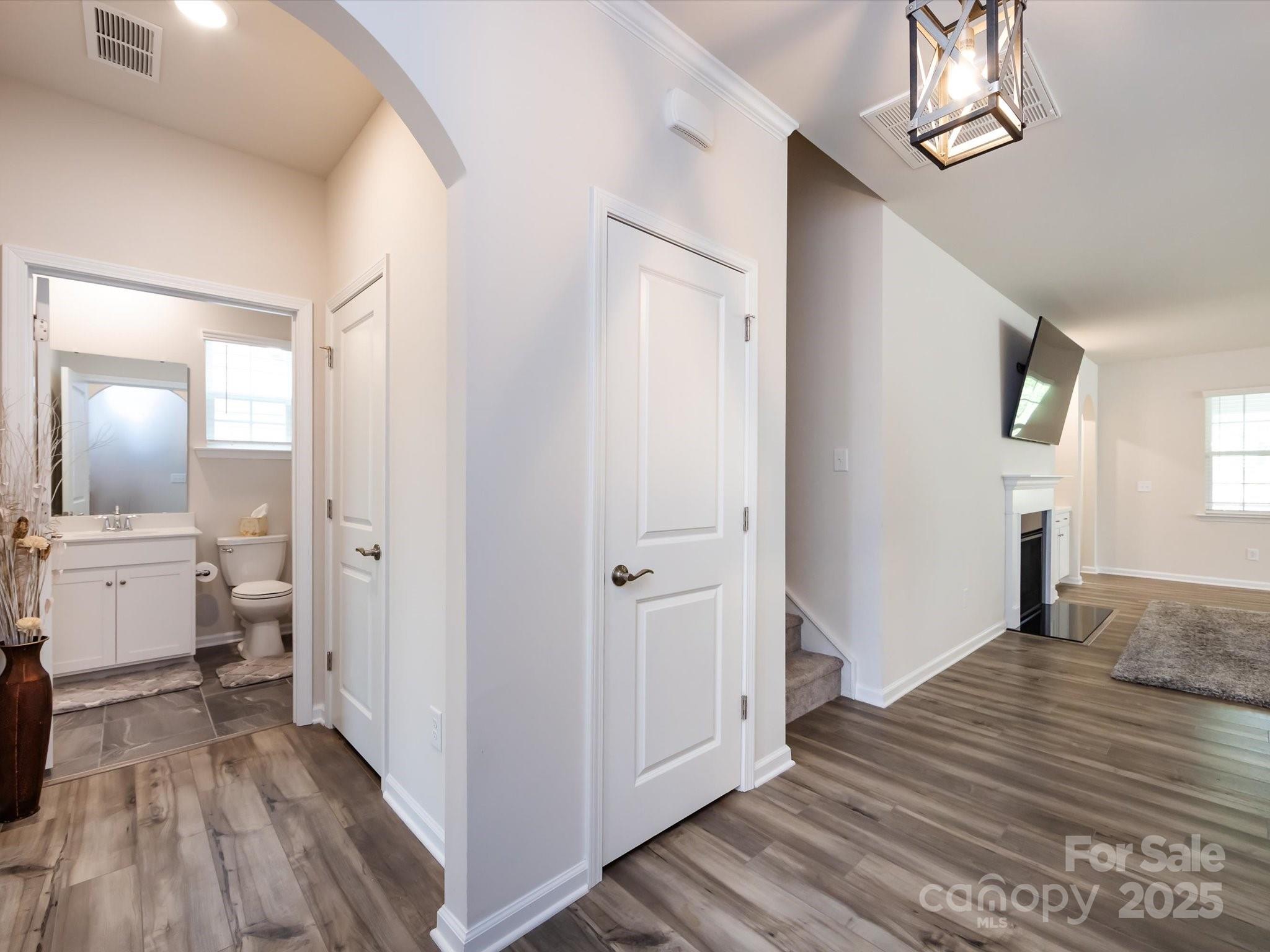 3199 Windhaven Lane