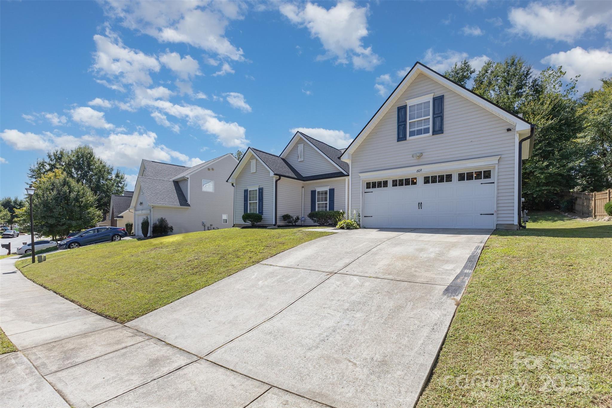 609 Grantham Lane