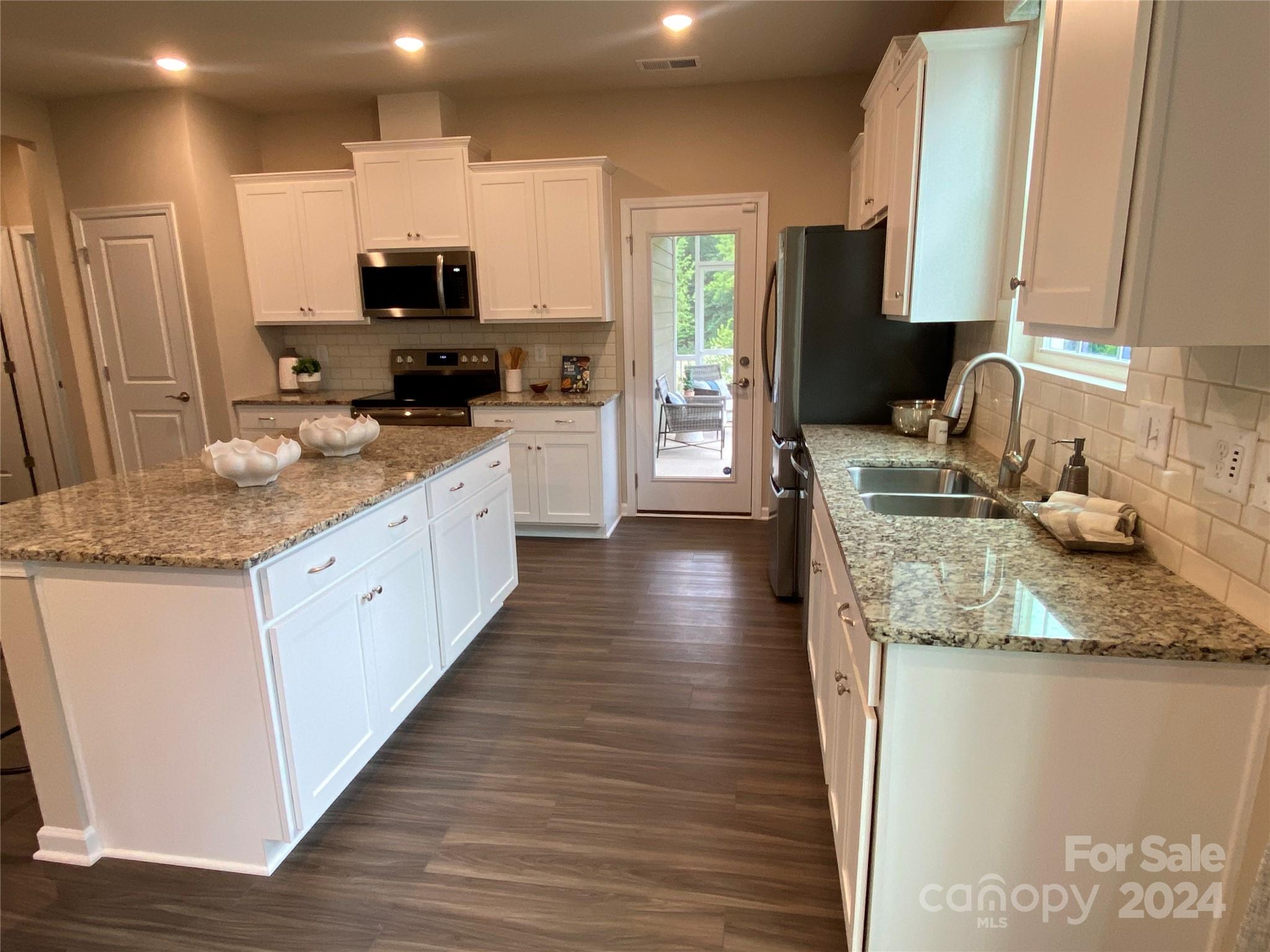 Elizabeth - Residential