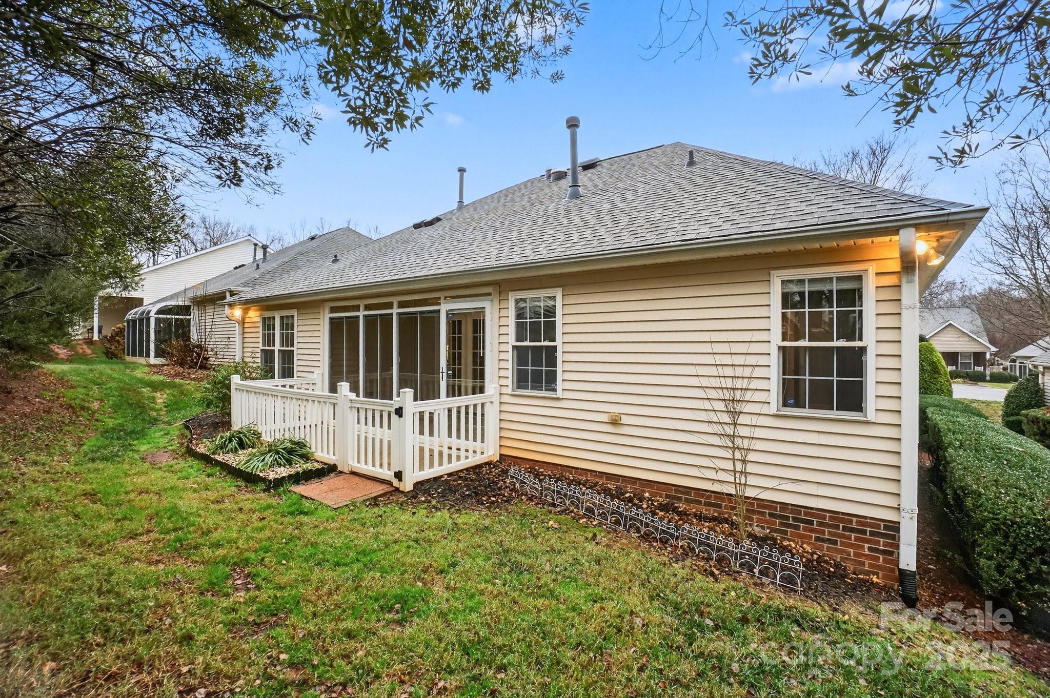 The Villages at Oak Tree - Residential