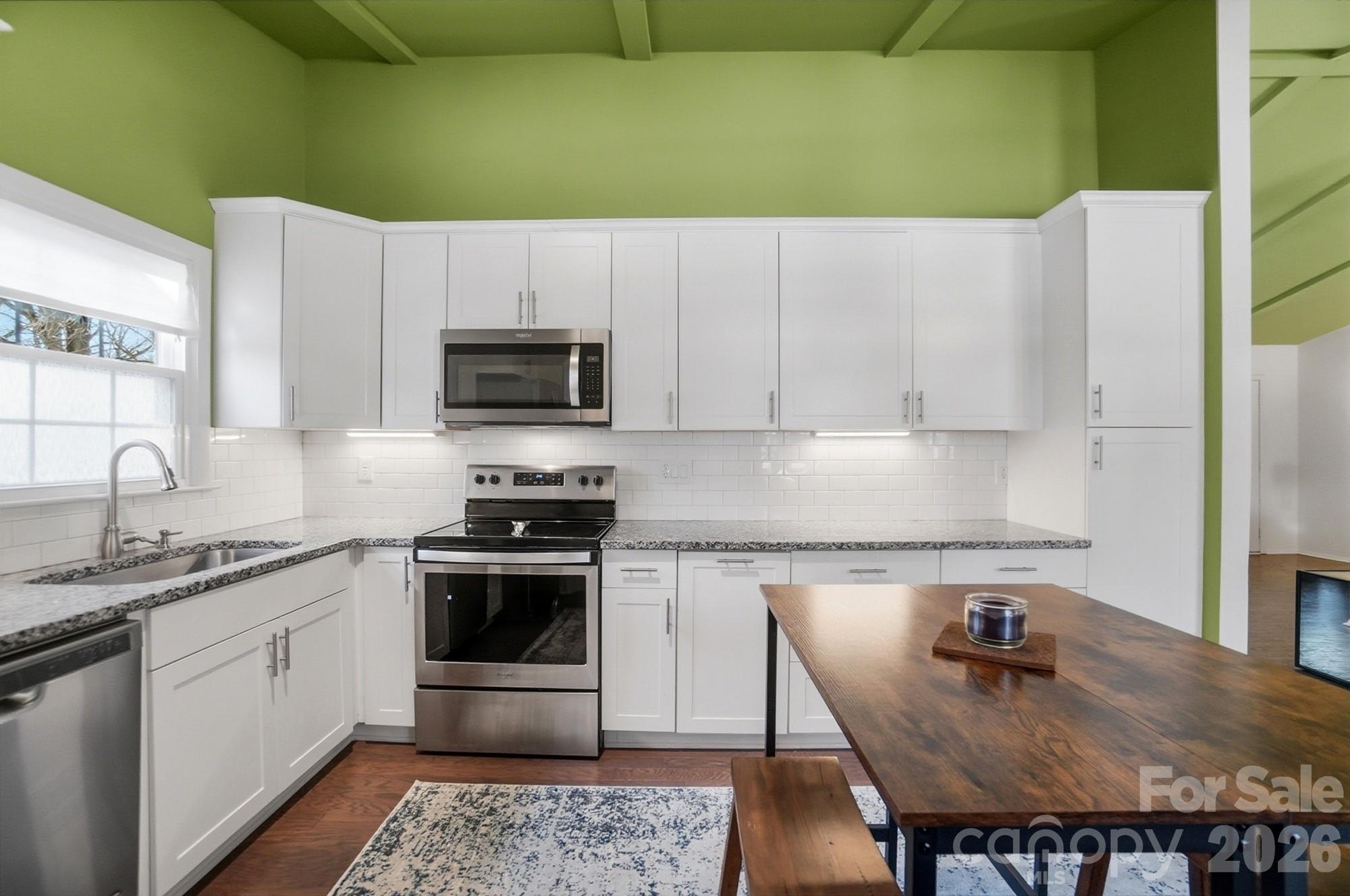 Sardis Forest - Residential