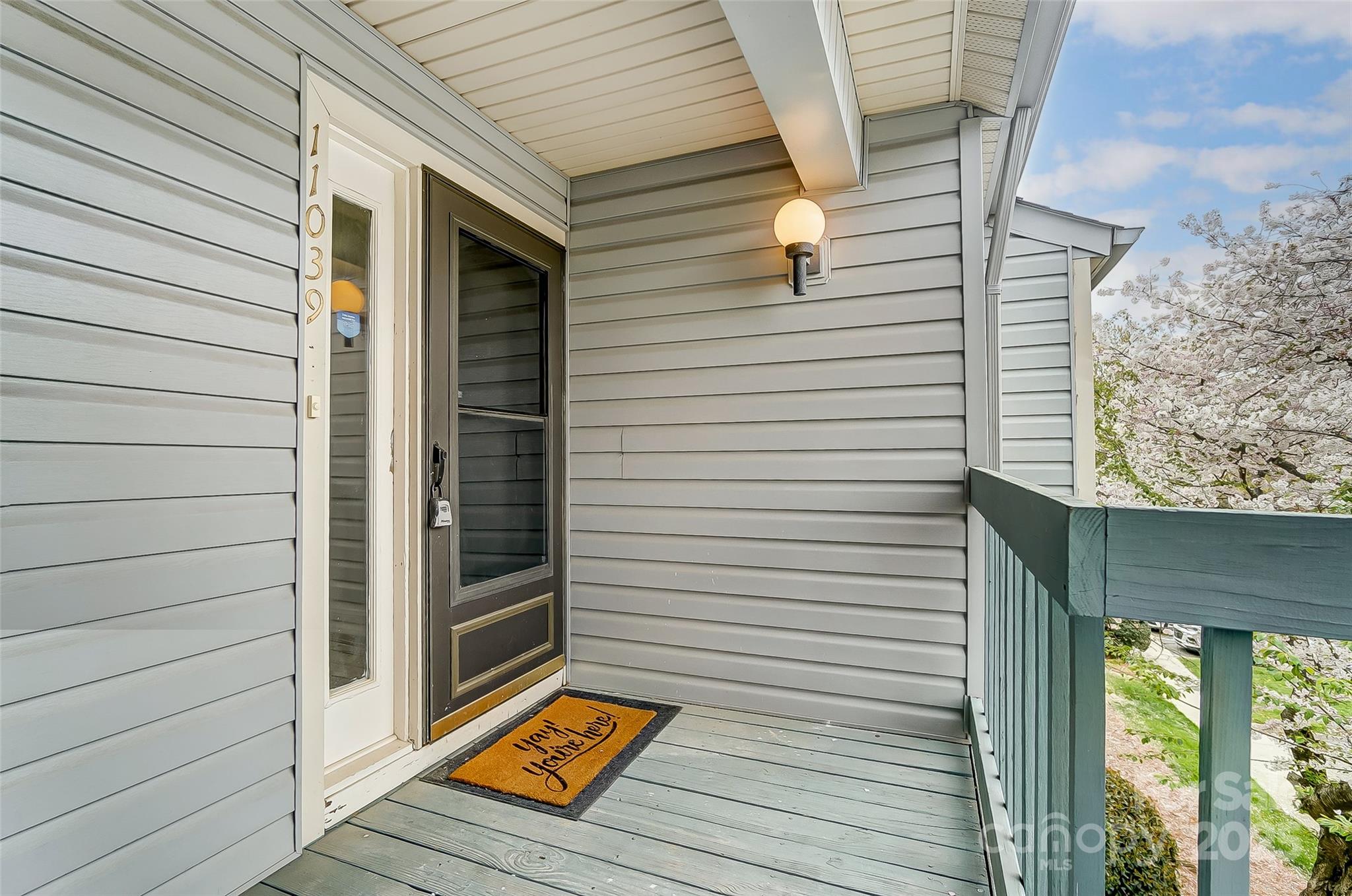 11039 Harrowfield Road