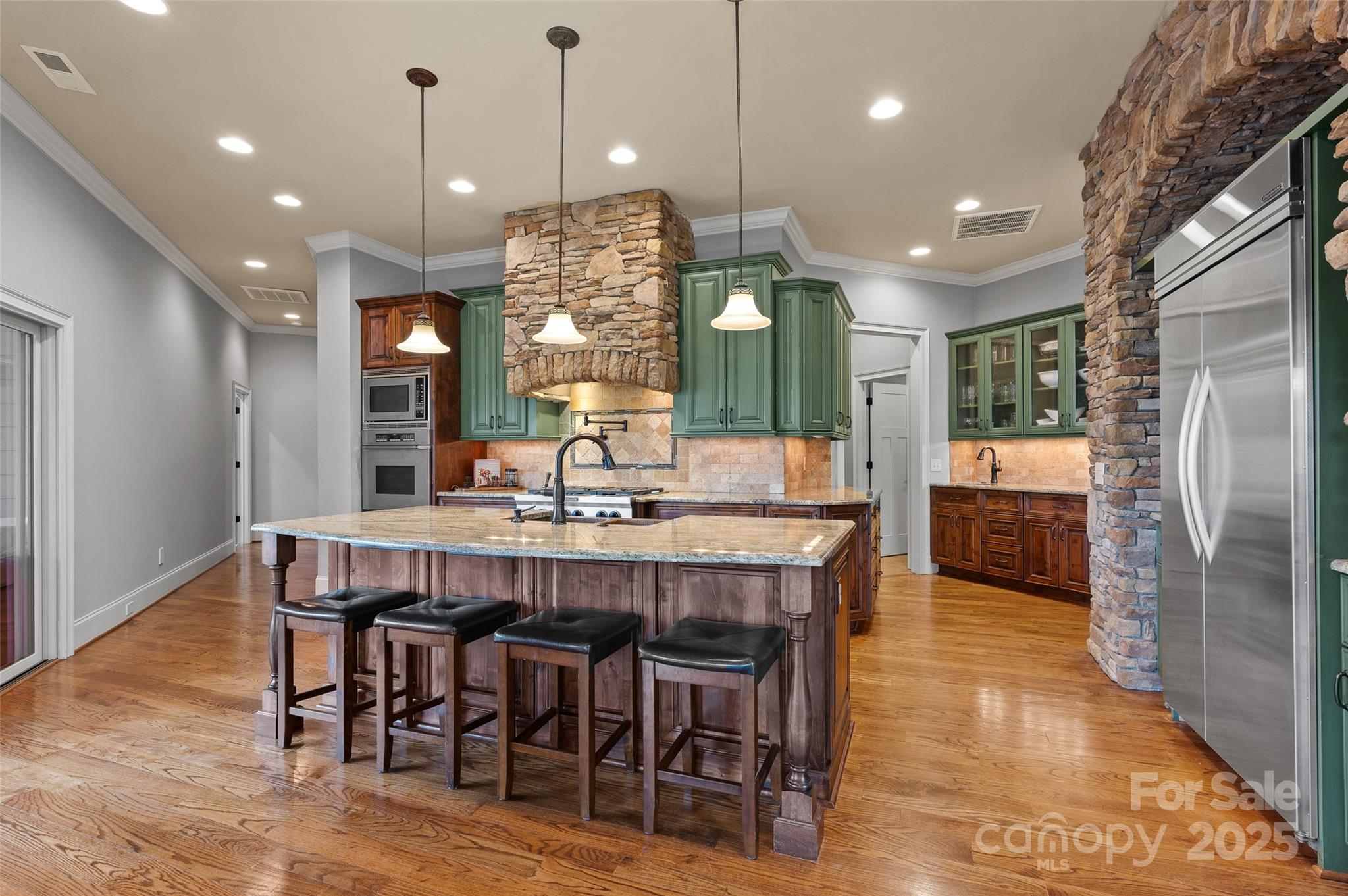 Beacon Pointe - Residential