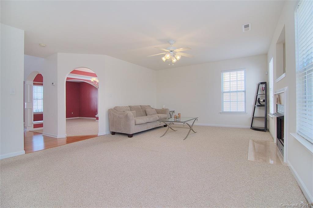 Elizabeth Oaks - Residential