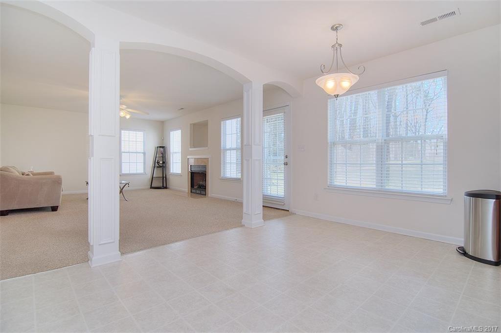 Elizabeth Oaks - Residential