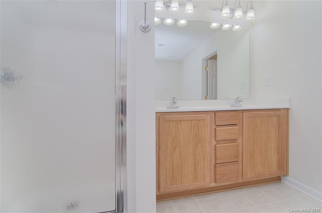 Elizabeth Oaks - Residential