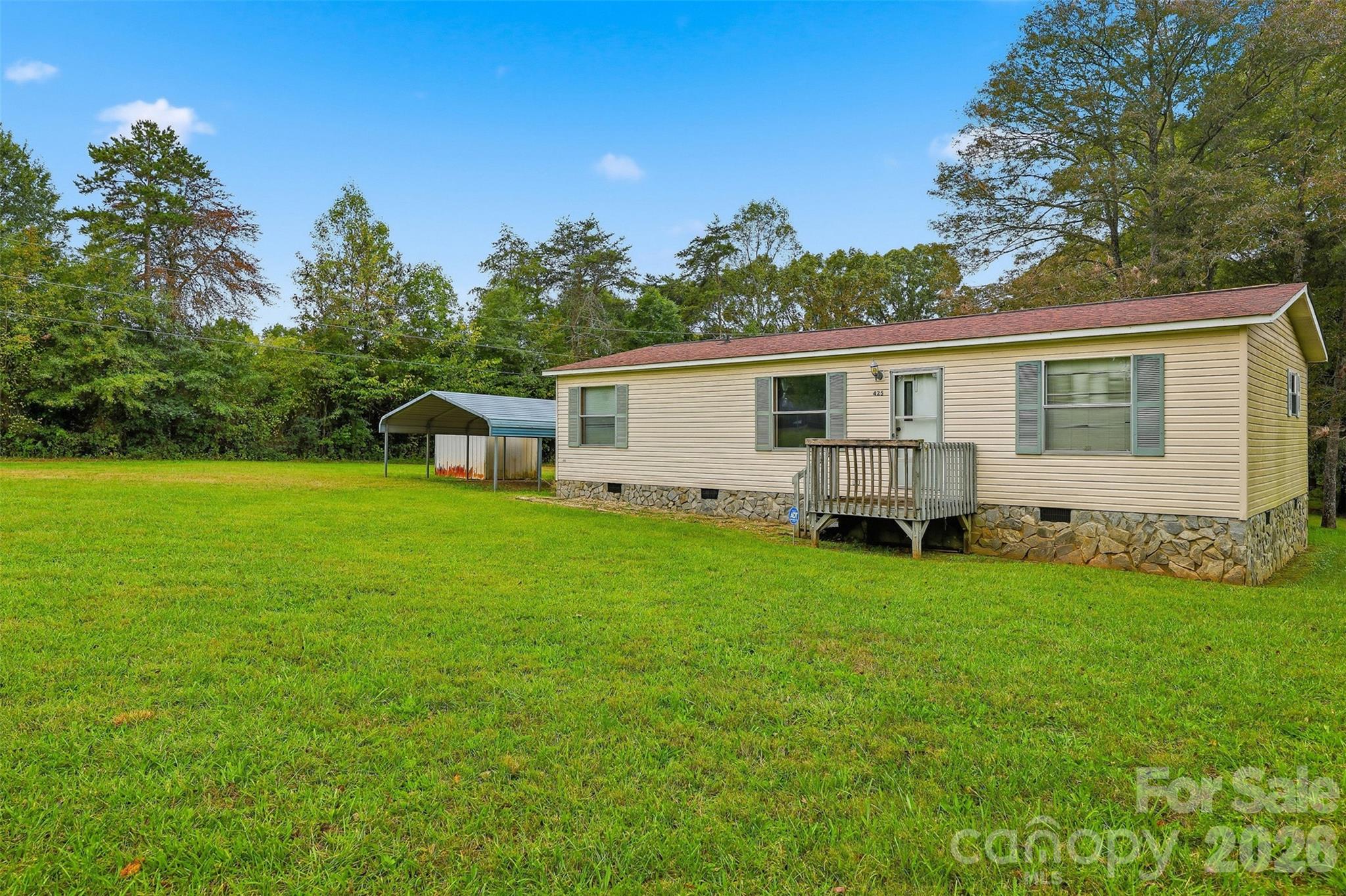 425 E Lackey Farm Road