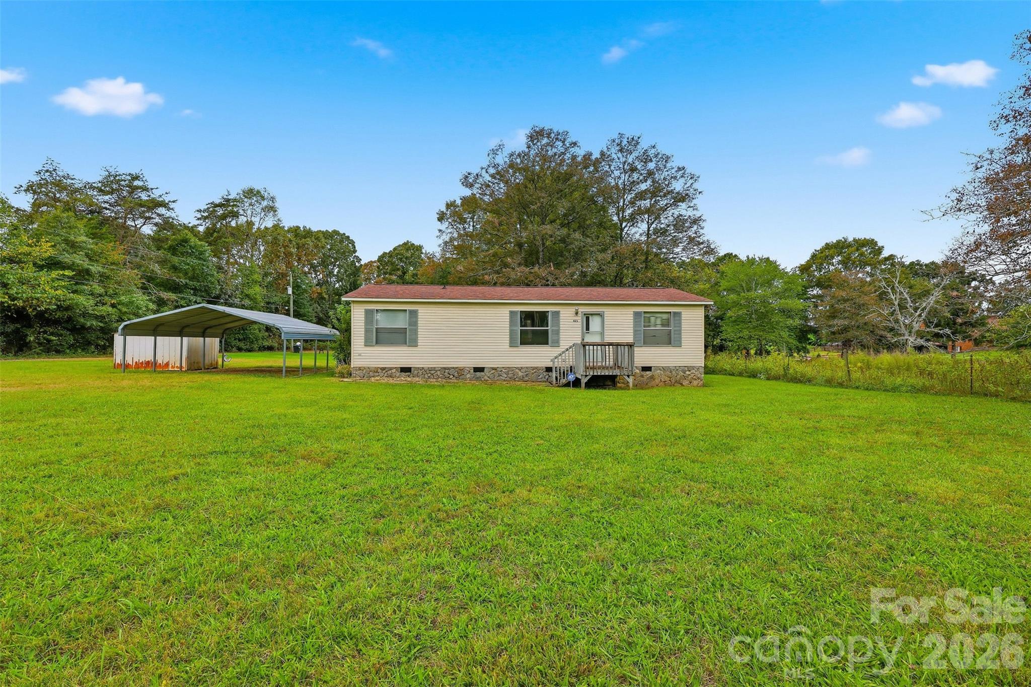 425 E Lackey Farm Road