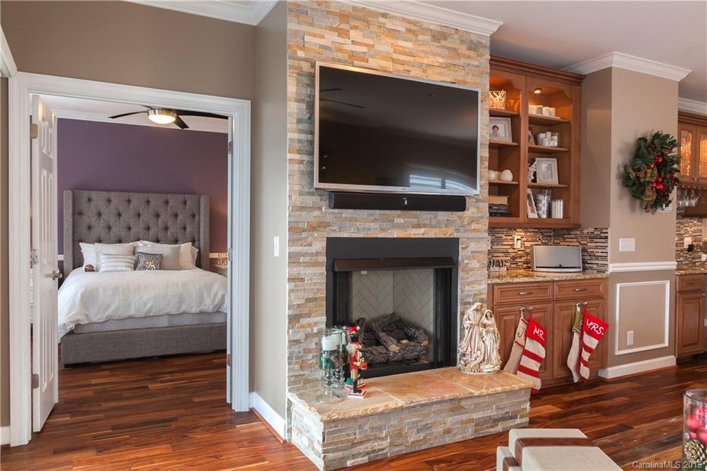 Commodores Landing - Residential