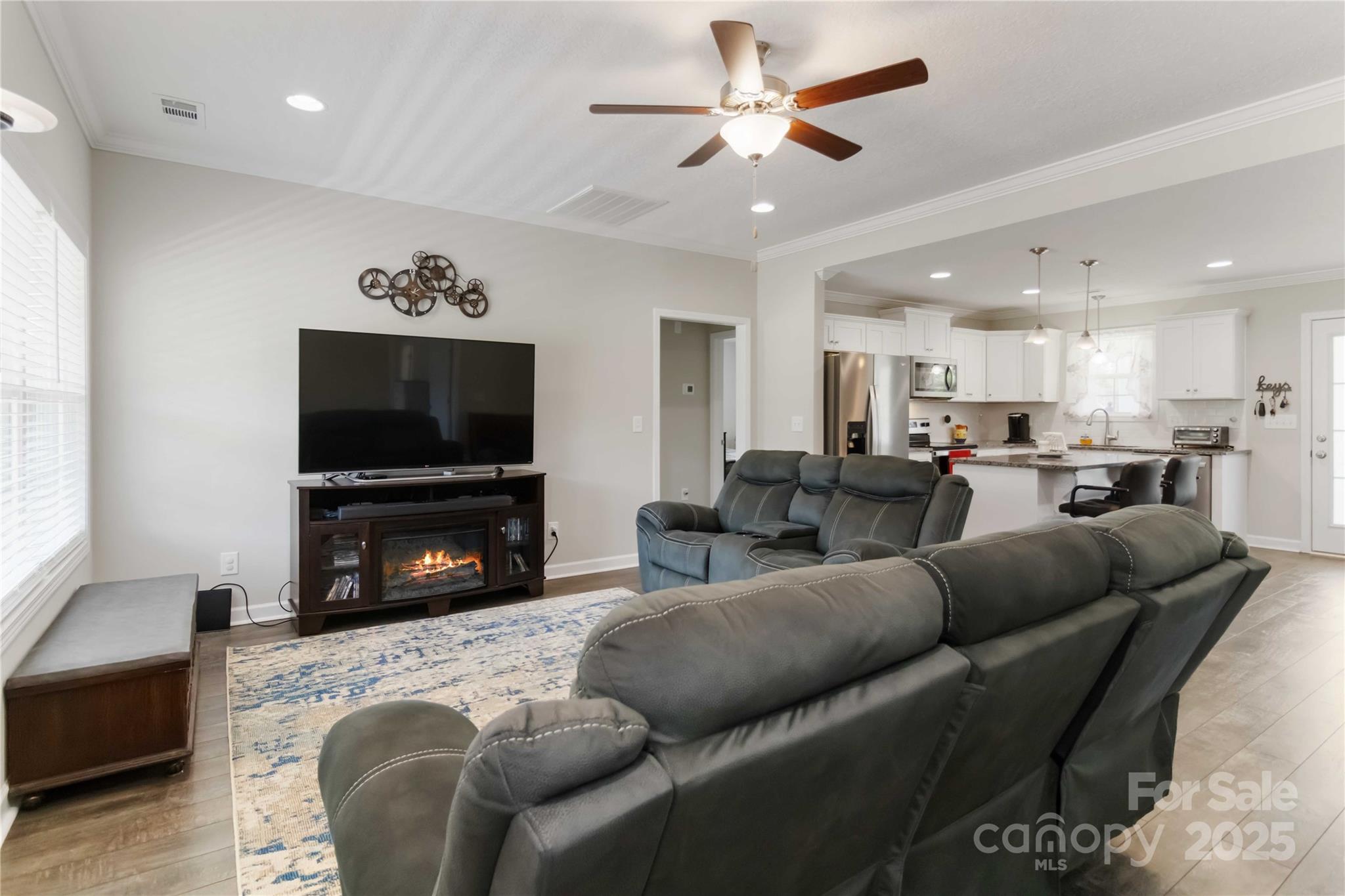 3015 Great Falls Highway