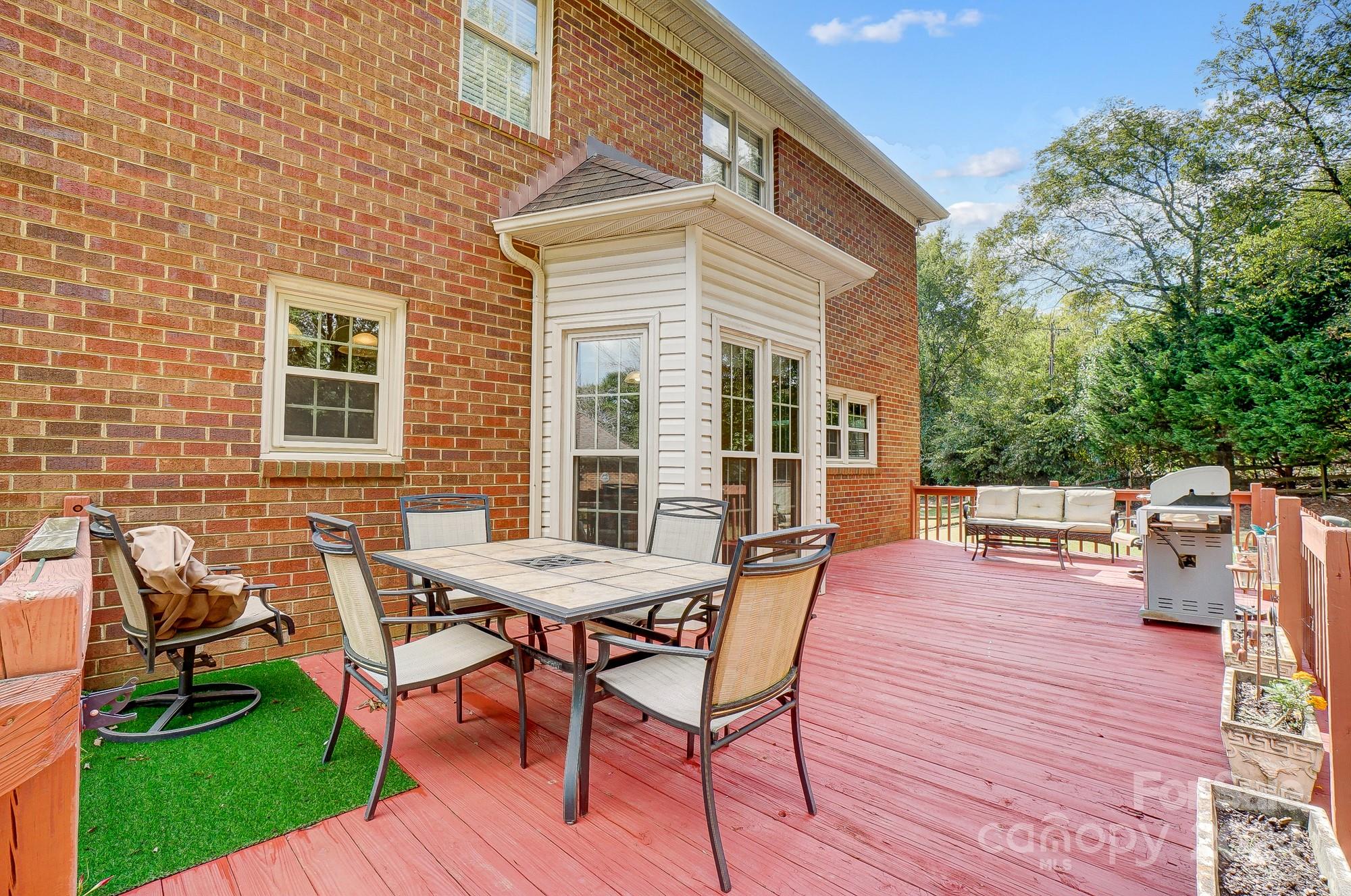 Camelot - Residential