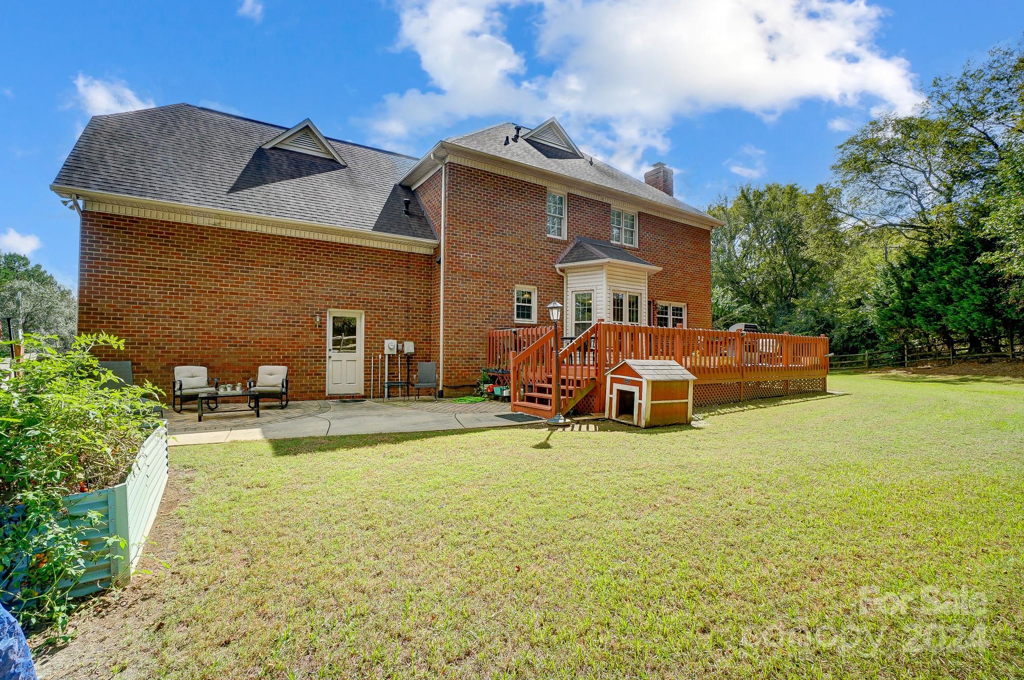 Camelot - Residential