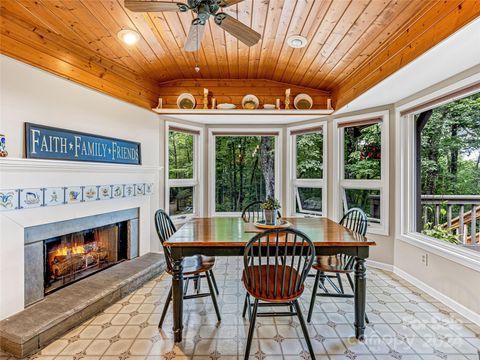 A home in Lake Toxaway