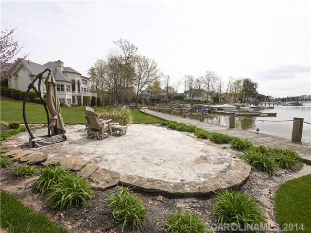 The Peninsula - Residential